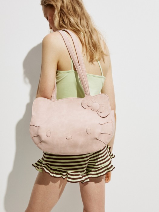 сумка hello kitty из линейки  young от бренда sela вид слева