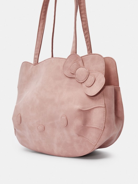 сумка hello kitty из линейки  young из россии вид сбоку
