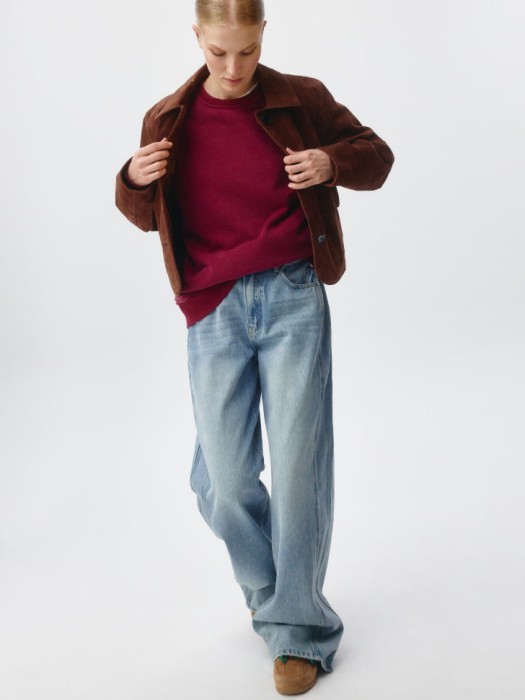 свитшот оверсайз с кислотной стиркой от бренда sela вид слева