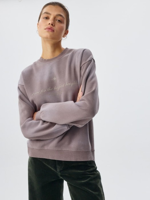 свитшот оверсайз с принтом 4680168963292 фотография