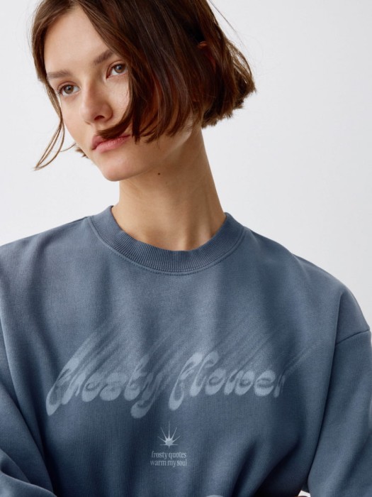 свитшот оверсайз с принтом из россии вид сбоку