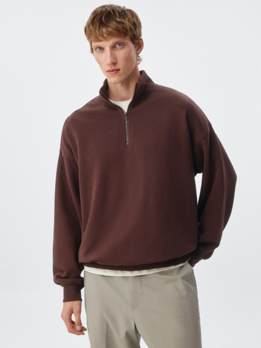 свитшот оверсайз с воротником на молнии 4680798577814 фотография