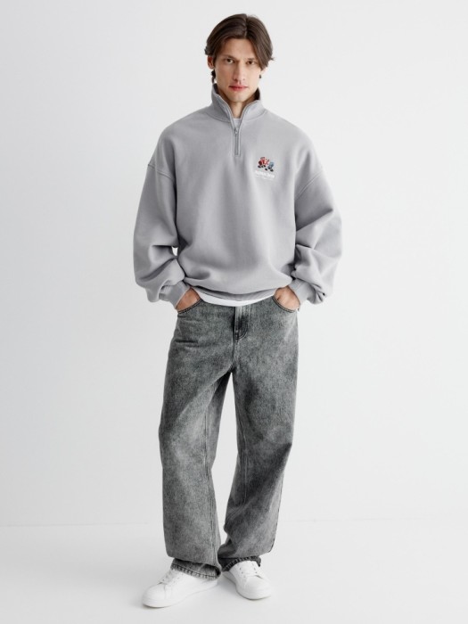 свитшот оверсайз с вышивкой  x союзмультфильм от бренда sela вид слева