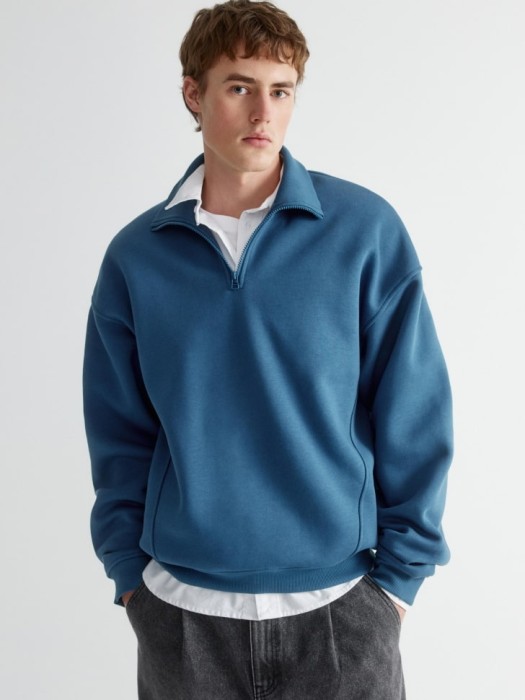 свитшот oversize fit с воротником 4680798646480 фотография