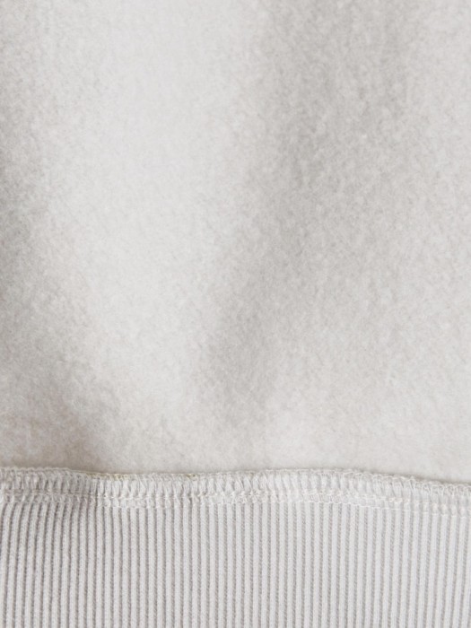 свитшот с оборками для девочек универсального стиля с лицевой стороны