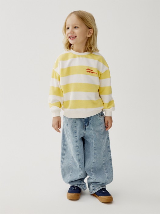 свитшот в полоску для мальчиков от бренда sela вид слева