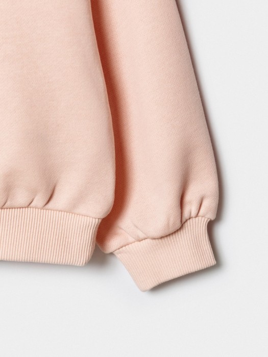 свитшт оверсайз с принтом для девочек из хлопка спереди