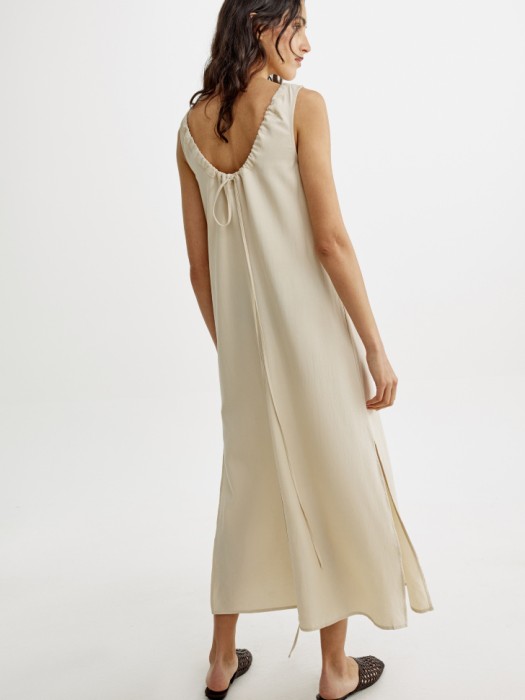 свободное платье из тенселя со льном из россии вид сбоку