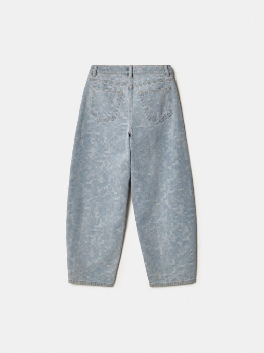 свободные джинсы багги из жаккардового денима для мальчиков от бренда sela вид слева