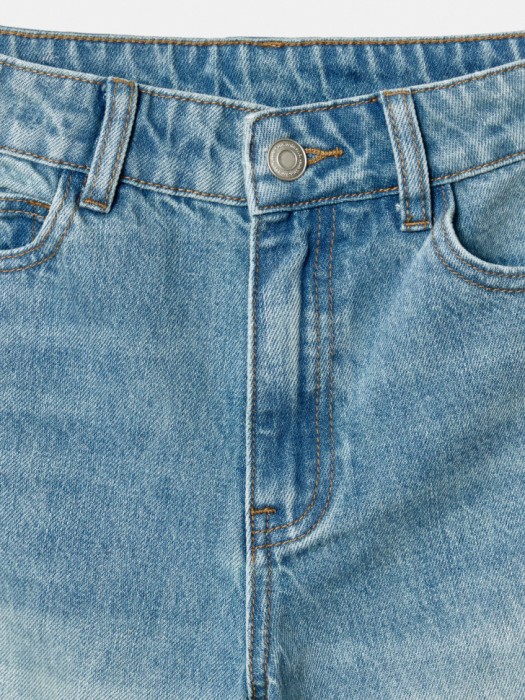 свободные джинсы багги со смещенными швами для мальчиков по цене 2999 руб вид справа