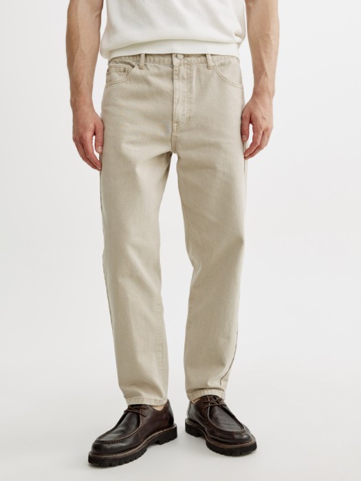 свободные укороченные джинсы из твила от бренда sela вид слева