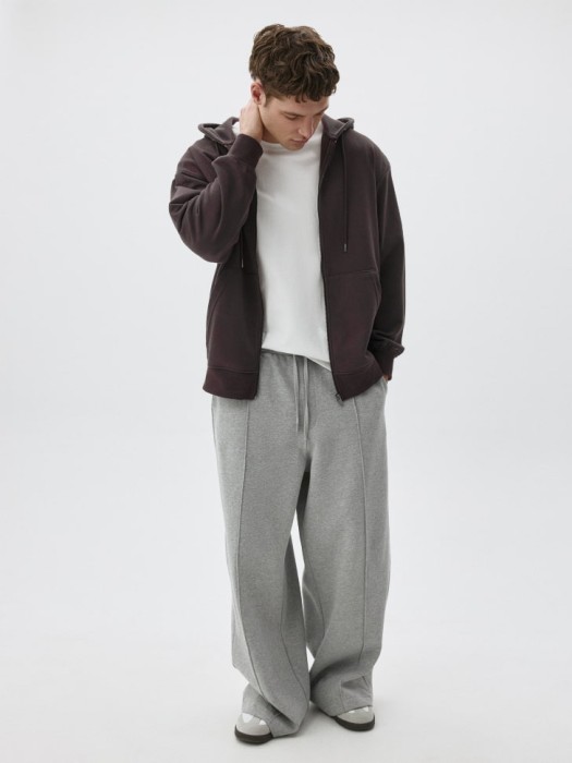 толстовка из футера на молнии по цене 1799 руб вид справа