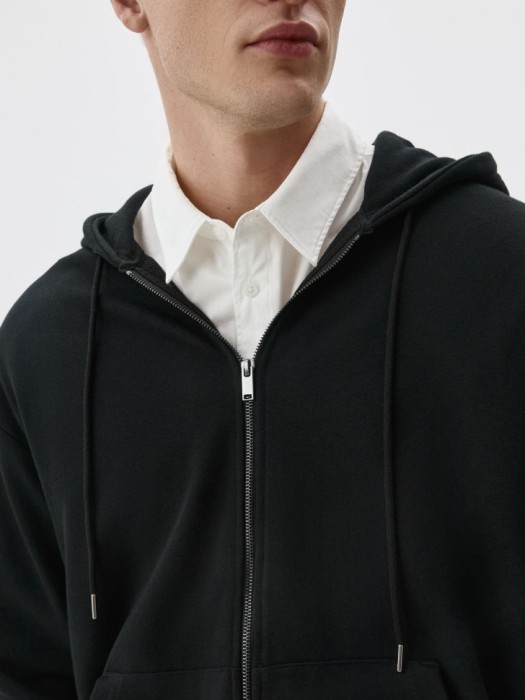 толстовка из футера на молнии из россии вид сбоку