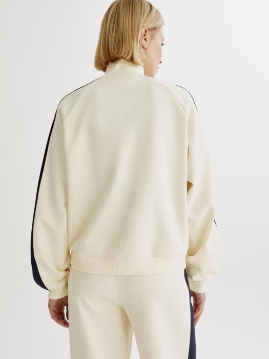 толстовка на молнии оверсайз с вышивкой по цене 3599 руб вид справа