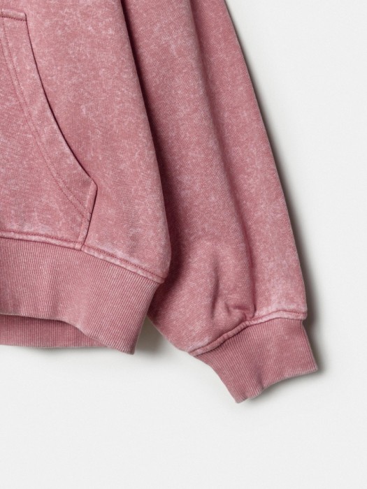 толстовка оверсайз с эффектом кислотной стирки для девочек из хлопка спереди