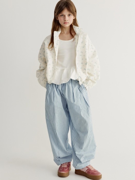 топ с хлопковой баской для девочек от бренда sela вид слева