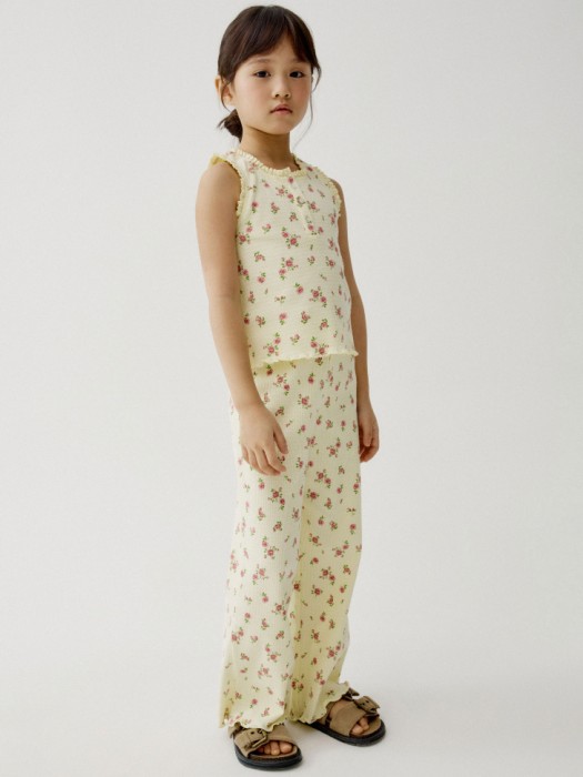 топ с принтом для девочек от бренда sela вид слева