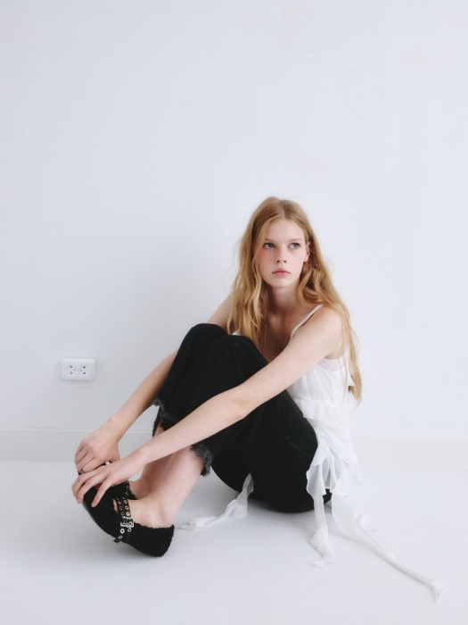 топ шифоновый с воланами из линейки  young по цене 1499 руб вид справа