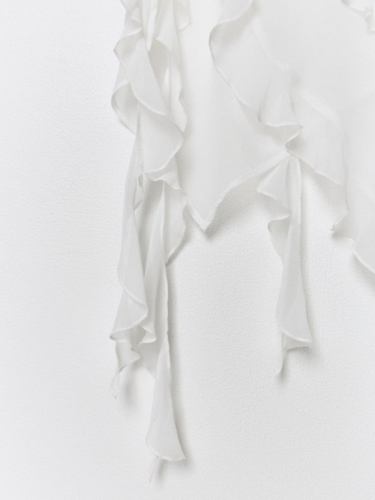 топ шифоновый с воланами из линейки  young от 16 до 18 лет с изнаночной стороны