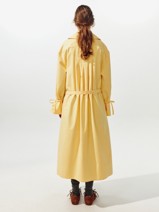 тренч с ремешком и завязками из линейки  young из россии вид сбоку