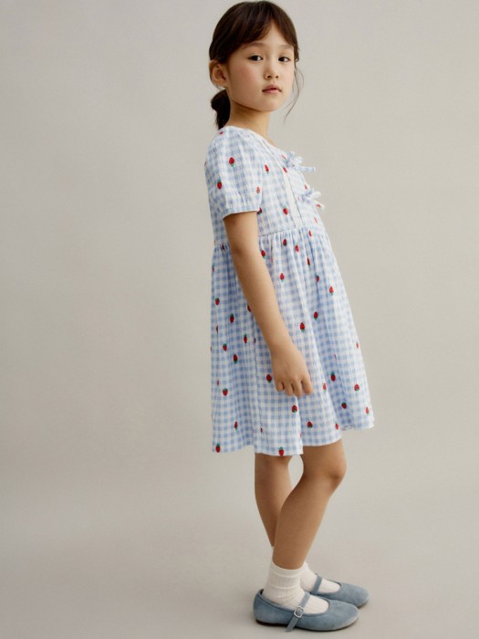 трикотажное платье с принтом для девочек по цене 1699 руб вид справа