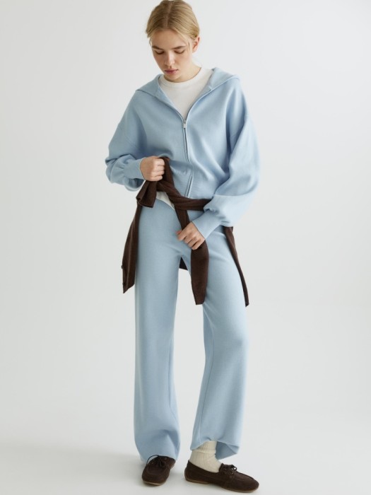 трикотажное зип-худи от бренда sela вид слева