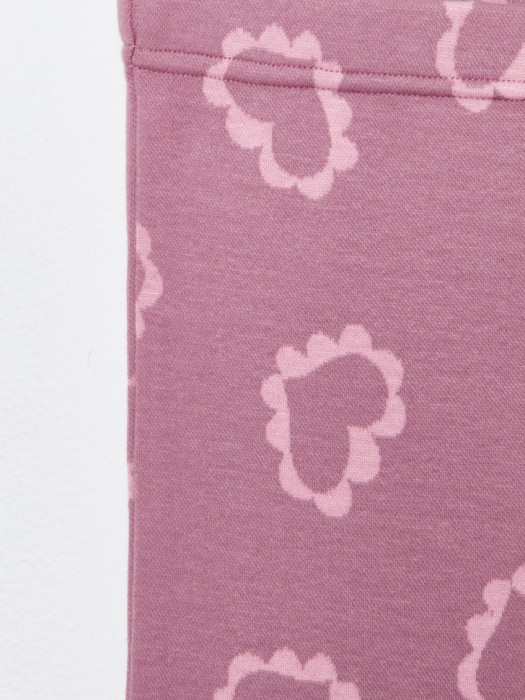 трикотажные брюки клеш с принтом для девочек из россии вид сбоку