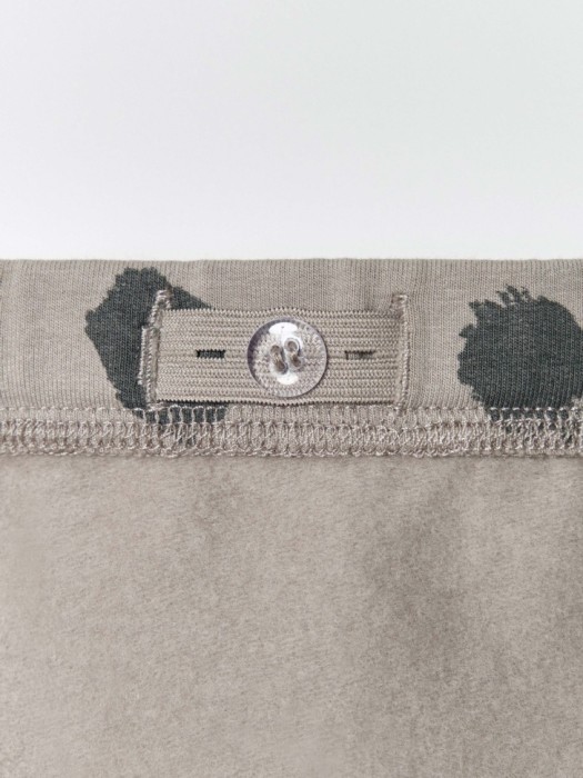 трикотажные брюки клеш с принтом для девочек по цене 1499 руб вид справа