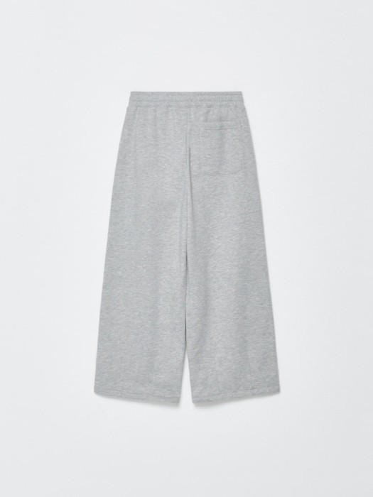 трикотажные брюки оверсайз детские из россии вид сбоку