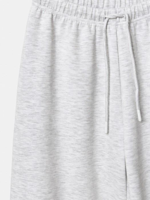 трикотажные брюки оверсайз для девочек по цене 2499 руб вид справа