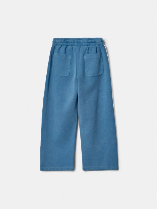 трикотажные брюки с лампасами для мальчиков из россии вид сбоку