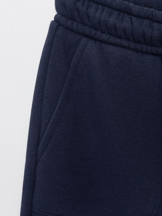 трикотажные джоггеры детские из россии вид сбоку