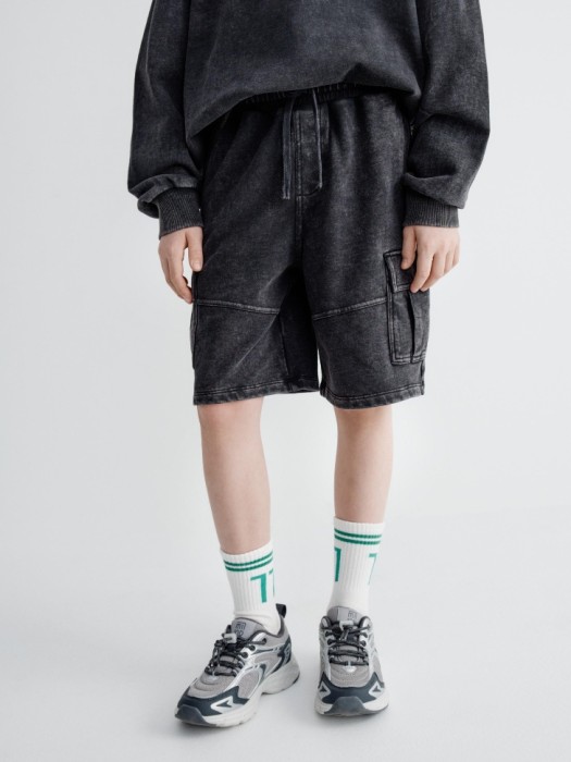 трикотажные шорты для мальчиков из коллекции art people с angry brothers 11 от бренда sela вид слева