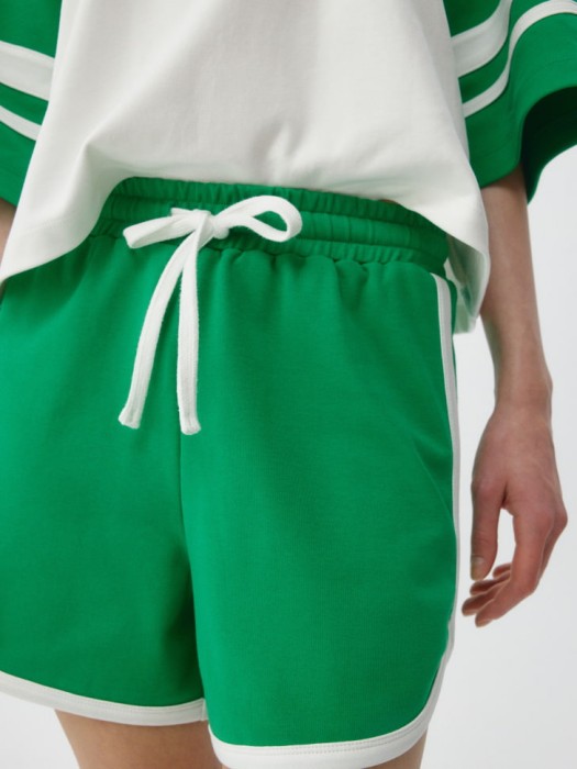 трикотажные шорты с контрастными вставками 4680798250595 фотография