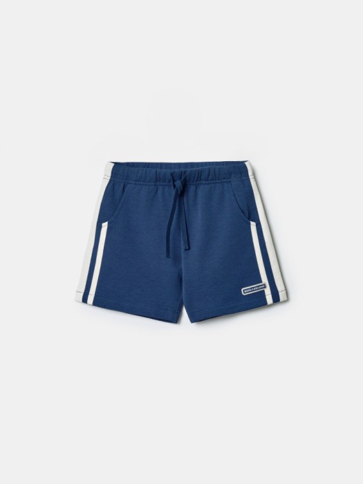 трикотажные шорты с лампасами для мальчиков по цене 1499 руб вид справа