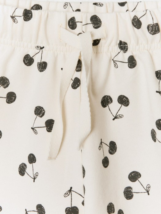 трикотажные шорты с принтом для девочек из россии вид сбоку