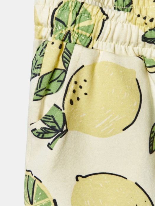 трикотажные шорты с принтом для мальчиков из россии вид сбоку