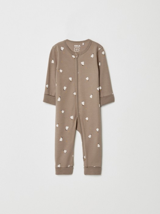 трикотажный комбинезон с принтом для малышей от бренда sela вид слева