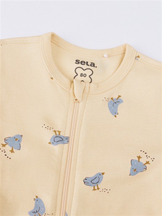 трикотажный комбинезон с принтом для малышей из россии вид сбоку