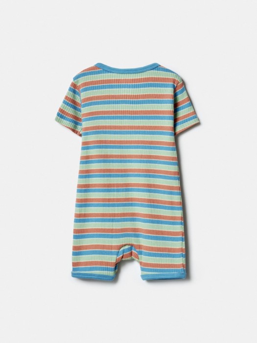 трикотажный комбинезон в полоску для малышей от бренда sela вид слева