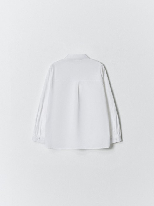 Товар белого цвета с внутренней стороны