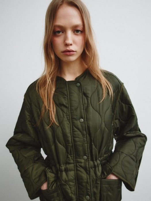 удлиненная стеганая куртка из линейки  young 4610517520494 фотография