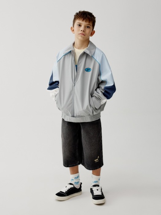 удлиненные джинсовые шорты для мальчиков для детского возраста с изнаночной стороны