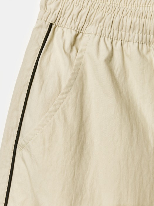 удлиненные шорты в спортивном стиле для девочек из хлопка спереди