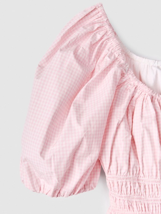 укороченная блузка из хлопка с объемными рукавами от бренда sela вид слева