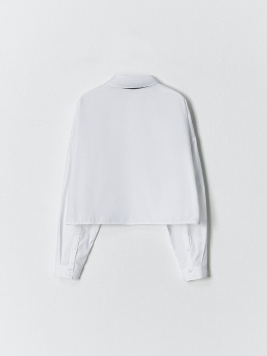 Товар белого цвета с внутренней стороны