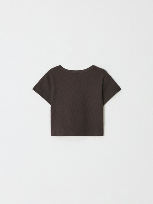 укороченная футболка с принтом для девочек от бренда sela вид слева