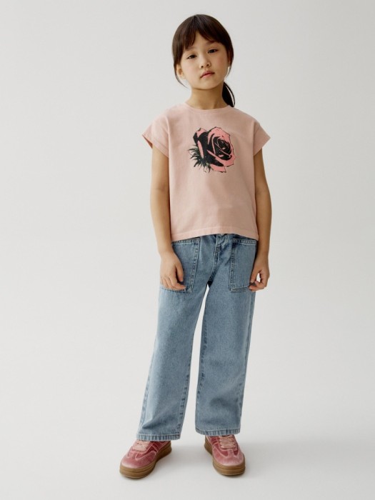 укороченная футболка с принтом для девочек от бренда sela вид слева