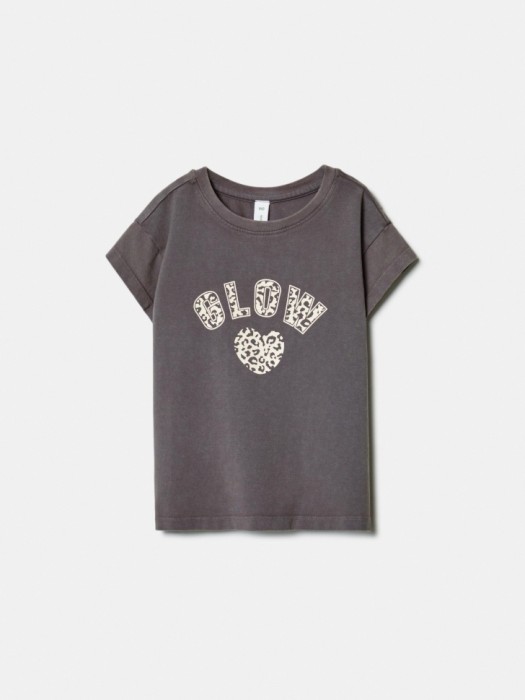 укороченная футболка с принтом для девочек по цене 799 руб вид справа