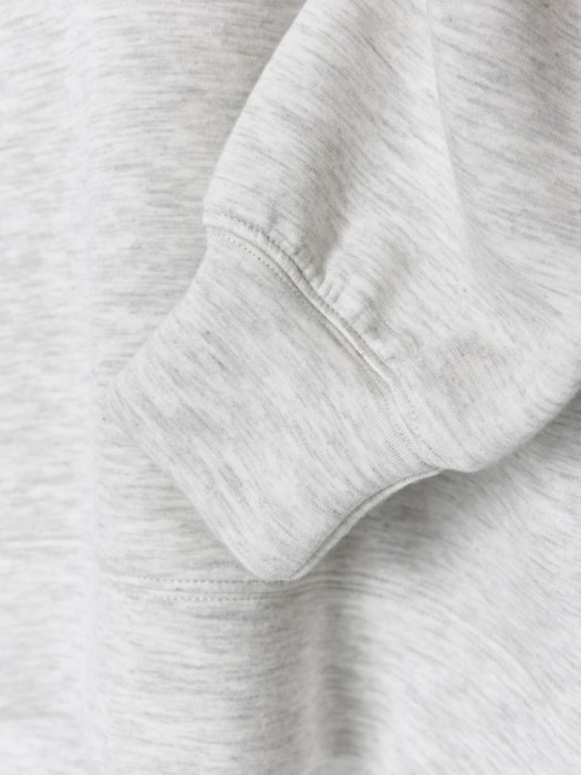 укороченное худи для девочек из россии вид сбоку